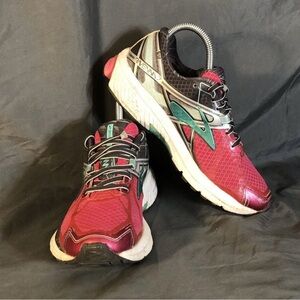 Brooks Raveena Running Shoes